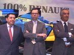 Патрик Фор, Жан-Жак Хис и Флавио Бриаторе на презентации Renault