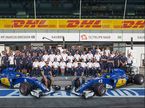 Команда Sauber. Групповое фото в Монце