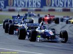 Будущий победитель Жак Вильнёв лидирует на стартовом отрезке Гран При Аргенитины 1997 года