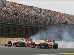 Гонщики McLaren ведут борьбу на трассе Гран При Бразилии, 2012 год