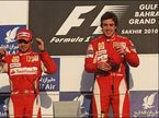 Фернандо Алонсо и Фелипе Масса на подиуме Гран При Бахрейна