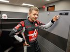 Кевин Магнуссен на базе Haas F1