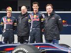 Себастьян Феттель, Эдриан Ньюи, Марк Уэббер и Кристиан Хорнер на презентации Red Bull RB5