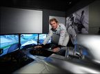 Нико Росберг у симулятора Mercedes
