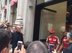 Кими Райкконен на встрече с болельщиками в Милане