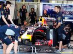 Red Bull Racing на тестах в Бахрейне