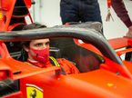 Карлос Сайнс (фото пресс-службы Ferrari)