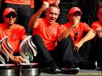 В McLaren праздную победу