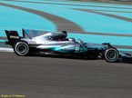 Валттери Боттас за рулём Mercedes на тестах в Абу-Даби