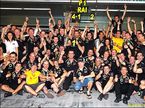 Lotus F1 Team празднует первую победу в сезоне 2012