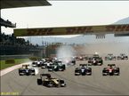 GP2: Роман Грожан одержал непростую победу на старте сезона