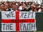 Британские болельщики в Сильверстоуне поддерживают Дженсона Баттона