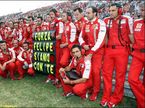 Команда Ferrari во время Гран При Венгрии