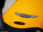 Логотип Aston Martin на машине Red Bull Racing, 2016 год