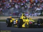 Хайнц-Харальд Френтцен за рулём Jordan EJ11, 2001 год