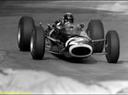 Джеки Стюарт за рулем BRM на трассе Гран При Монако, 1966-й год