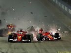 Столкновение на старте Гран При Сингапура