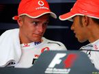 Хейкки Ковалайнен и Льюис Хэмилтон в McLaren