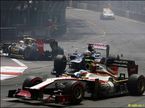Столкновение в первом повороте Гран При Монако
