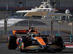 Пато О'Вард за рулём McLaren MCL60 на тестах в Абу-Даби, фото XPB