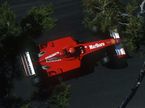 Михаэль Шумахер за рулём Ferrari F2001 на трассе Гран При Монако