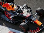 Макс Ферстаппен за рулём машины Red Bull Racing с силовой установкой Honda