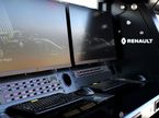Компьютеры HP в боксах Renault