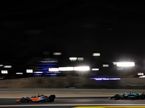 Машина McLaren в Бахрейне не отличалась скоростью, но Aston Martin от неё оставала, фото XPB