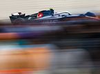 Нико Хюлкенберг за рулём машины Haas на трассе в Мельбурне