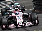 Серхио Перез за рулём машины Force India на трассе в Монако