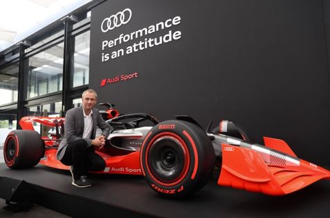 Адам Бейкер у шоу-кара Audi, фото пресс-службы Audi