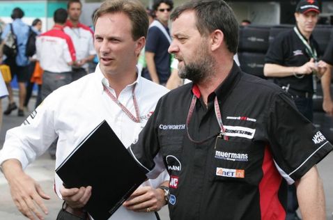 Пол Стоддарт (справа) и Кристиан Хорнер, 2005 год, фото XPB