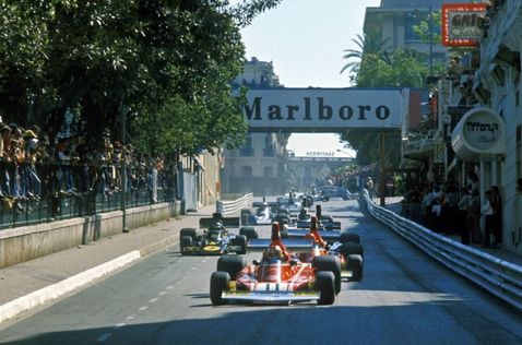 ГоFerrari 312B3 Клея Регаццони и Ники Лауды лидируют в Гран При Монако 1974 года, фото XPB